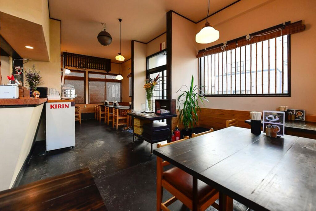 池田家本店店内